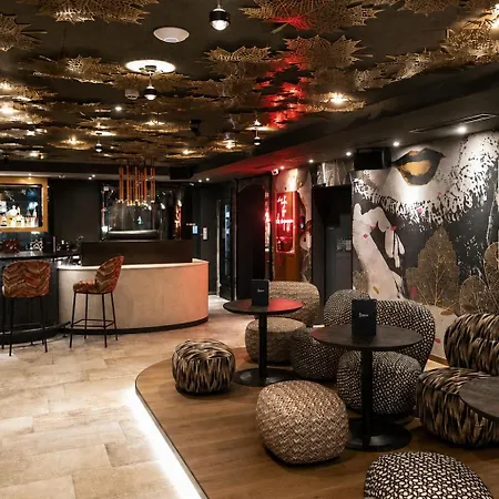 Mygoodlife & Bar Hotel 4*