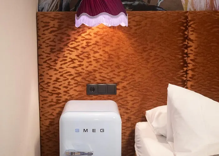 Mygoodlife & Bar Hotel